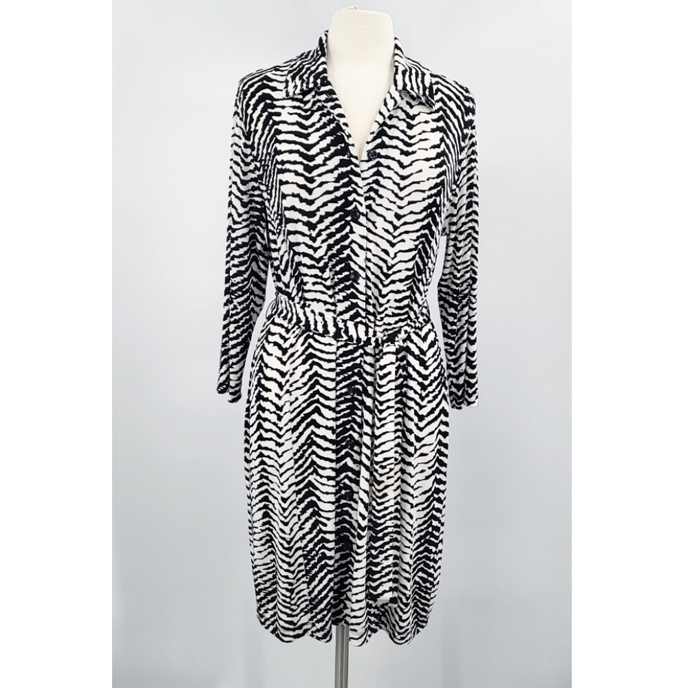 Chicos Travelers Animal Print Belted Button Down Dress